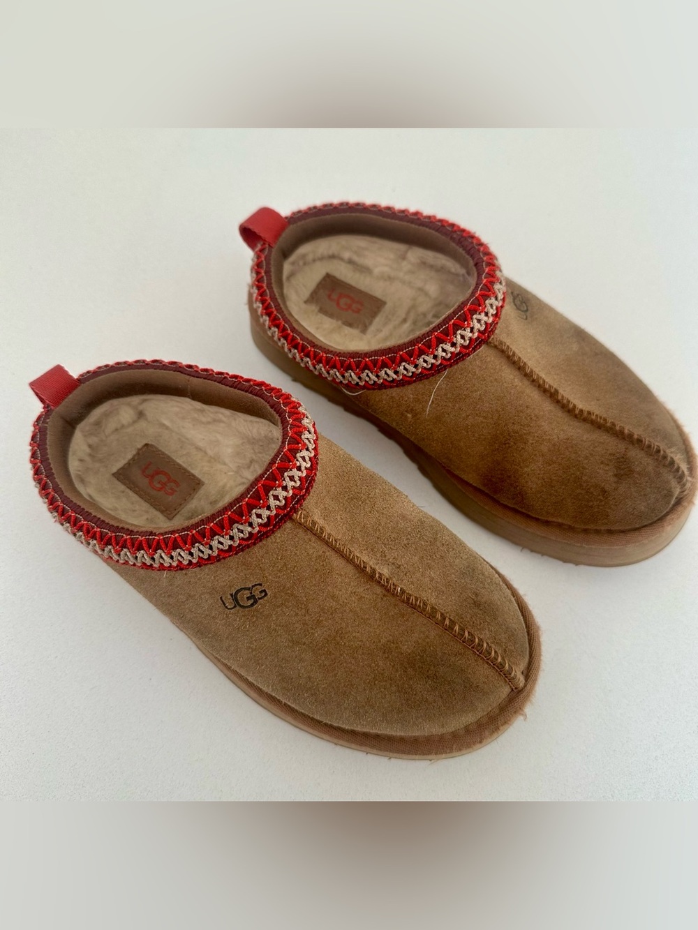 UGG Kids Tasman Slip-On Slippers with Red Trim - Kids Size 1